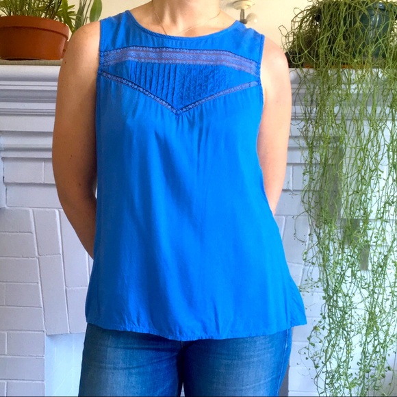 🇫🇷 French designed sleeveless blouse! - Picture 3 of 9